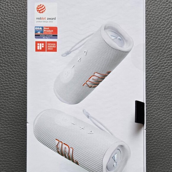 JBL Flip 6 - Portable Bluetooth Speaker Waterproof 12 Hours of Playtime - White - Picture 4 of 6